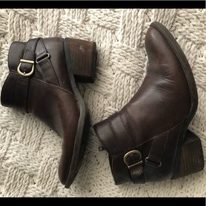 Born dark brown leather boots, size 9